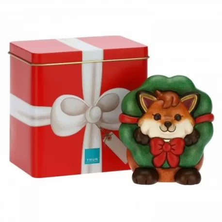 VOLPE CON GHIRLANDA IN LATTA