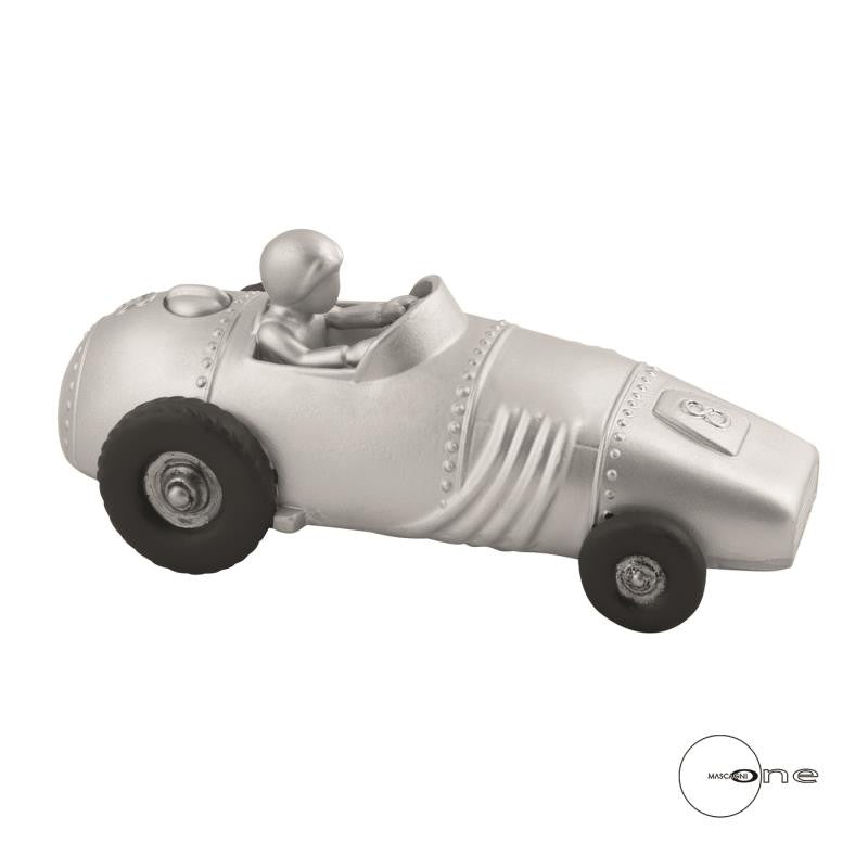 AUTOMOBILE